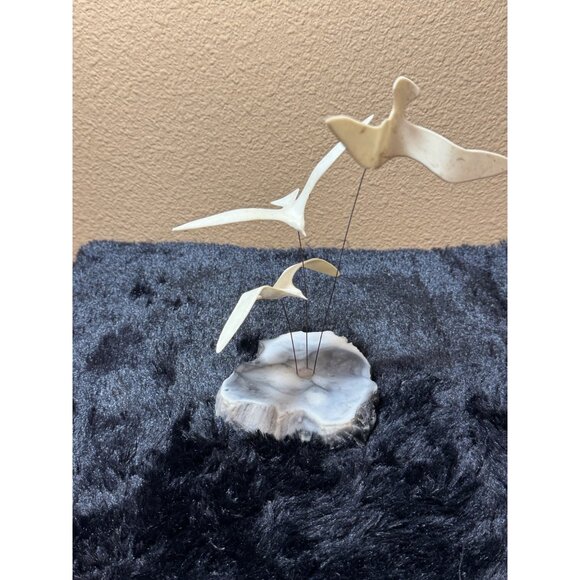 Vintage Design Gifts By Line Seagull Sculpture With Geode Base - Picture 1 of 7